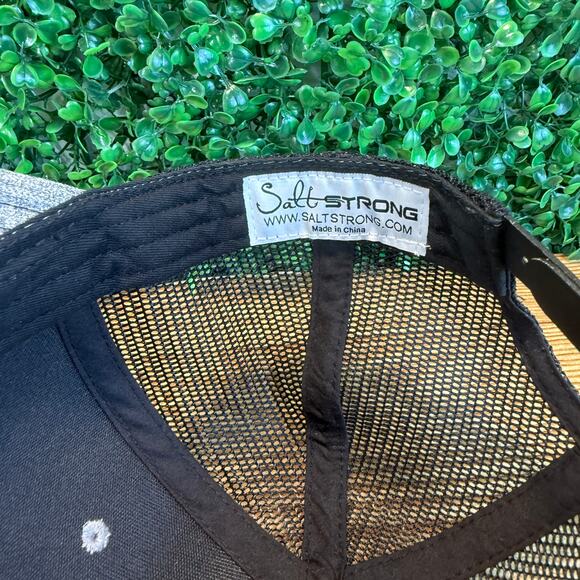 Adult Salt Strong Trucker Snapback Gray Hat Fishing Cap Great Gift - Picture 3 of 8